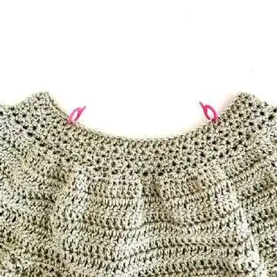 Baby Dress Pattern step 3 - details and accessories