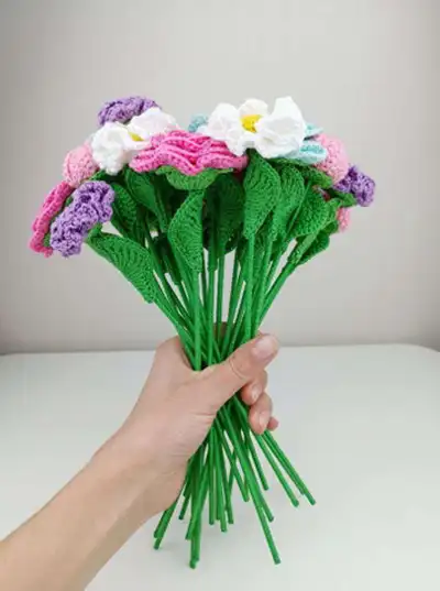 Crochet Flower Bouquet Pattern step 4 - final assembly and finishing