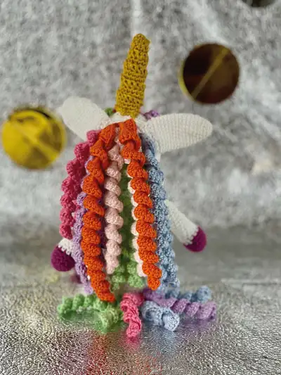 Sweet Unicorn Amigurumi Pattern step 4 - final assembly and finishing