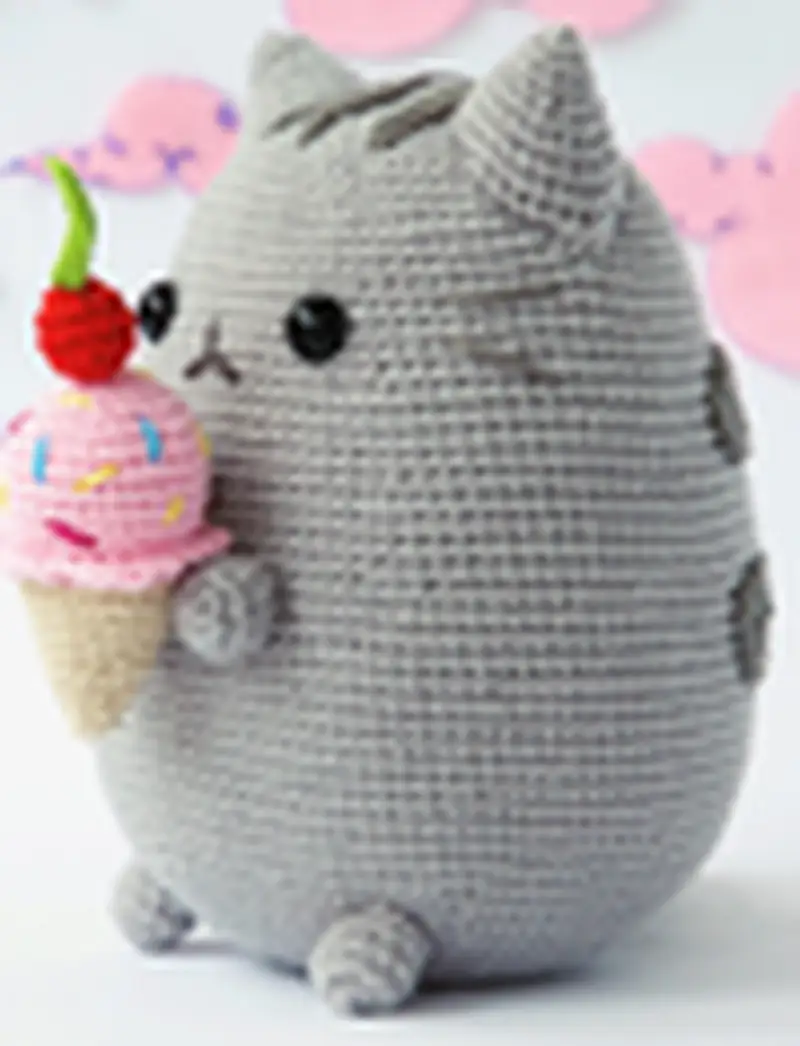 Free Intermediate crochet pattern: Pusheen Cat with Ice Cream Amigurumi Pattern - Easy to follow tutorial
