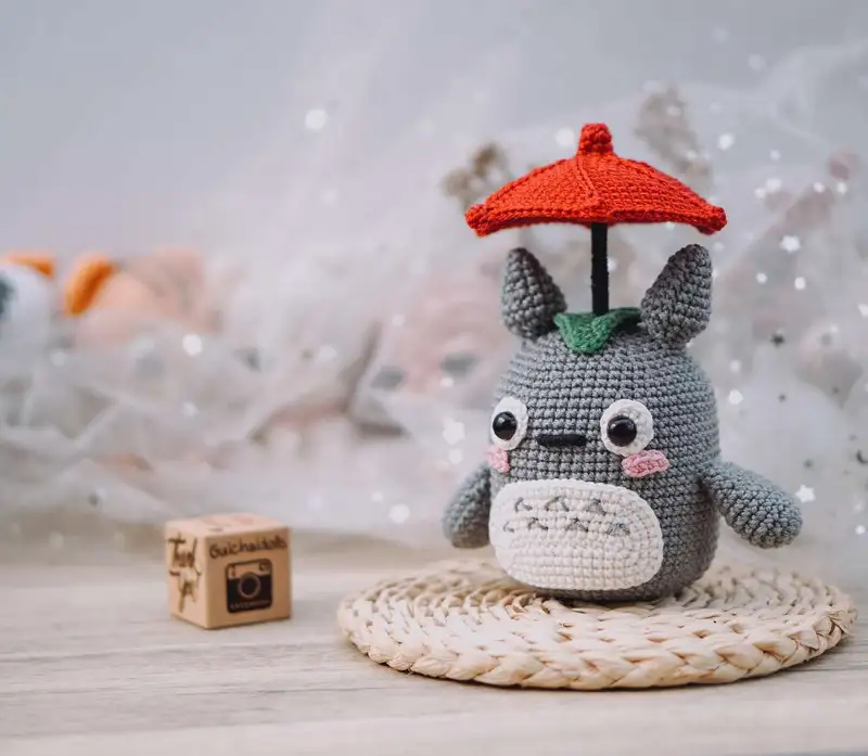 Free Intermediate crochet pattern: Little Lamp Series Totoro Amigurumi Pattern - Easy to follow tutorial