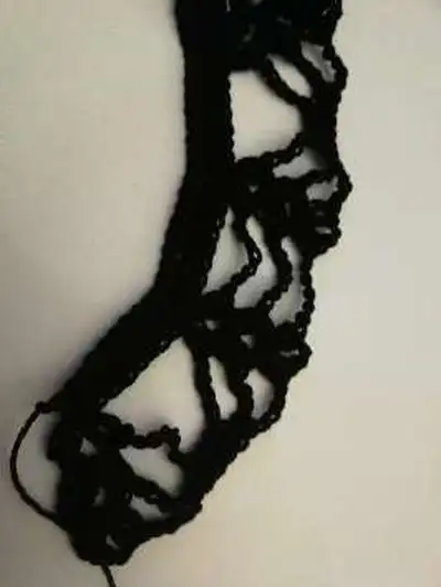 Crochet Skull Collar Pattern step 3 - details and accessories