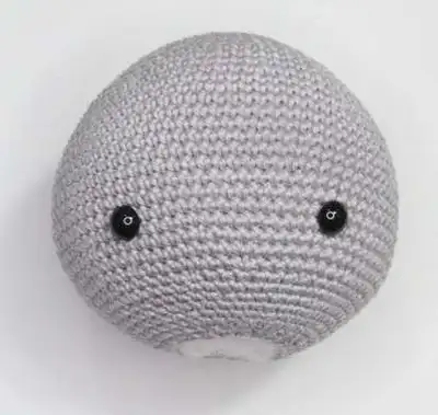 Little Elephant Amigurumi Pattern step 2 - assembly progress