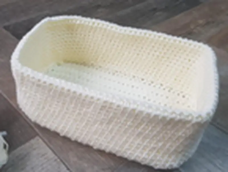 Free Beginner Friendly crochet pattern: Basic Crochet Basket Pattern - Easy to follow tutorial