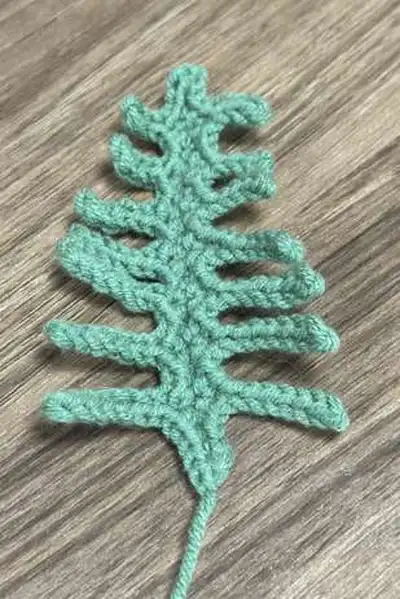 Fern Plant Car Pattern step 2 - assembly progress