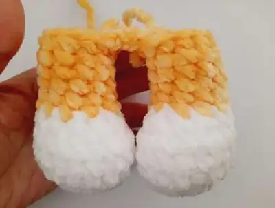 Yellow Bunny Amigurumi Pattern step 4 - final assembly and finishing