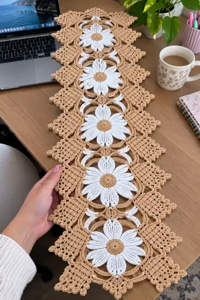 Autumn Daisy Table Runner Pattern step 2 - assembly progress