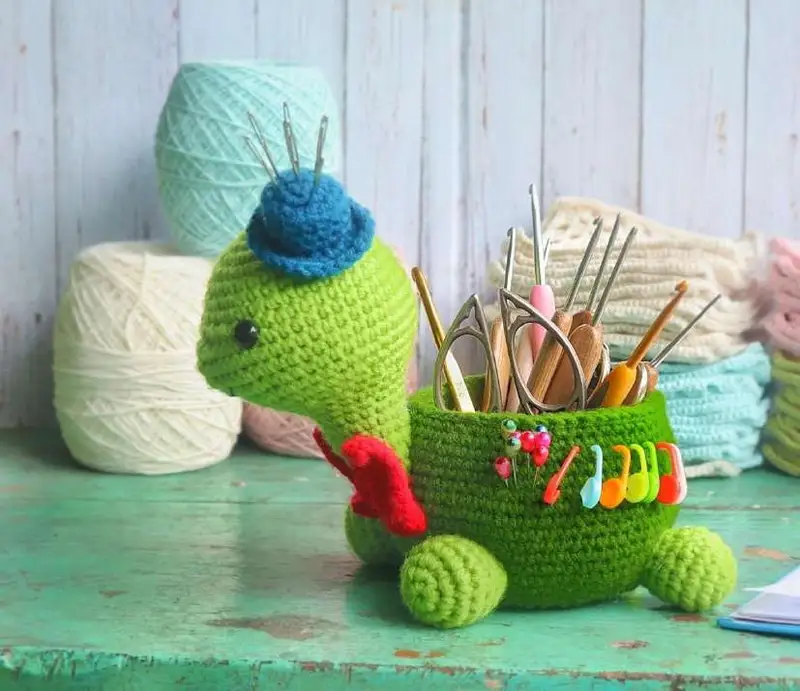 Free Intermediate crochet pattern: Turtle Bowl Amigurumi Pattern - Easy to follow tutorial