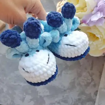 Baby Animal Boots Amigurumi Pattern step 1 - construction progress