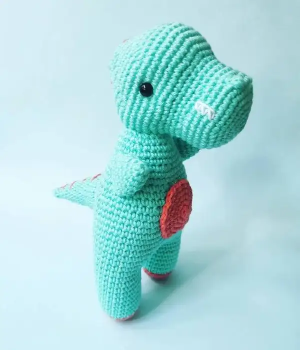 Tommy the T-Rex Amigurumi Pattern
