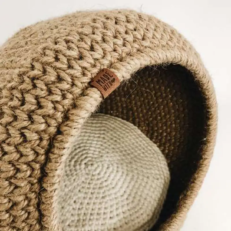 Free Intermediate crochet pattern: The Cat House Pattern - Easy to follow tutorial