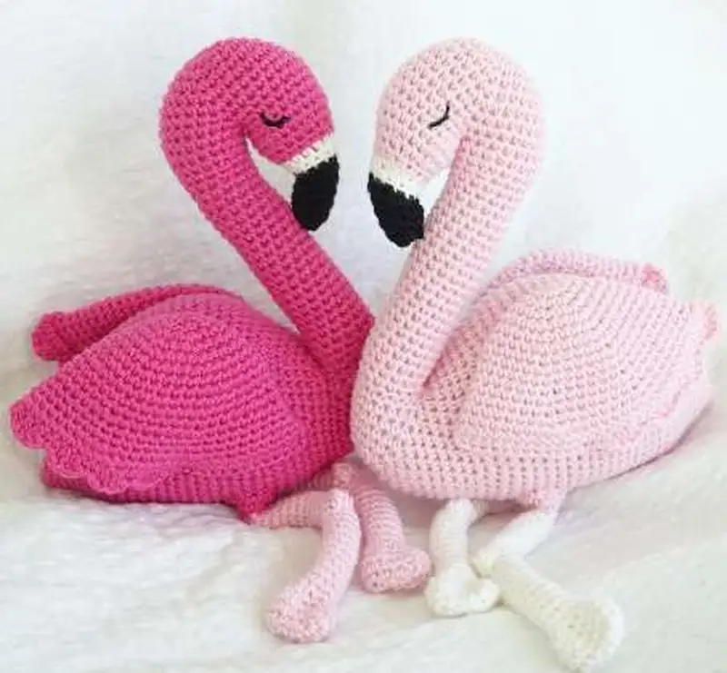 Free Intermediate crochet pattern: Florence the Flamingo Amigurumi Pattern - Easy to follow tutorial
