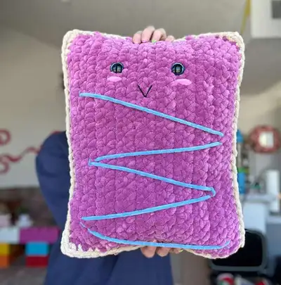 Crochet PopTart Amigurumi Pattern step 1 - construction progress