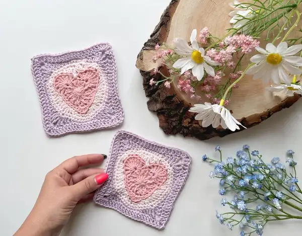 Elwen Granny Square Photo Tutorial Pattern