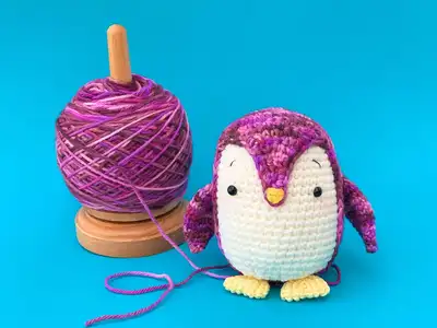 Brian the Penguin Amigurumi Pattern step 1 - construction progress