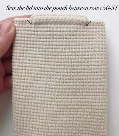 Frog Phone Pouch Amigurumi Pattern step 2 - assembly progress