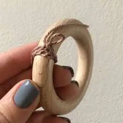 Rattle Deer Amigurumi Pattern step 3 - details and accessories
