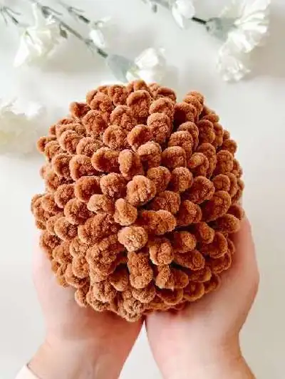 Herbie Hedgehog Amigurumi Pattern step 2 - assembly progress