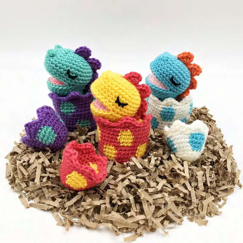 Free crochet pattern: Baby Dinosaur Hatching Eggs Amigurumi Pattern - Intermediate level tutorial