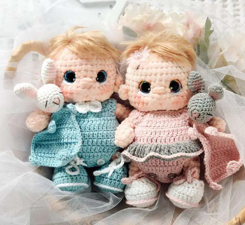 Free Intermediate crochet pattern: Baby Doll Amigurumi Pattern - Easy to follow tutorial