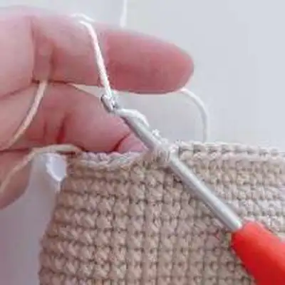 Opale the Little Fawn Amigurumi Pattern step 4 - final assembly and finishing