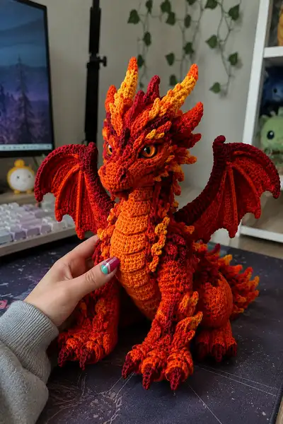 Fiery Dragon Amigurumi Pattern step 1 - construction progress
