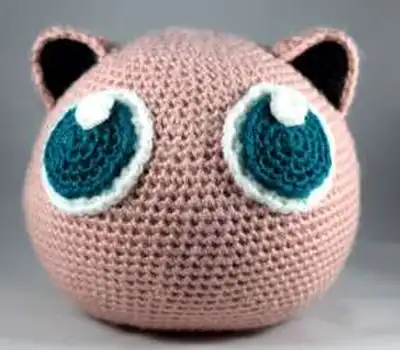 Jigglypuff Amigurumi Pattern step 4 - final assembly and finishing
