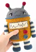 Pixie the Robot Amigurumi Pattern step 1 - construction progress