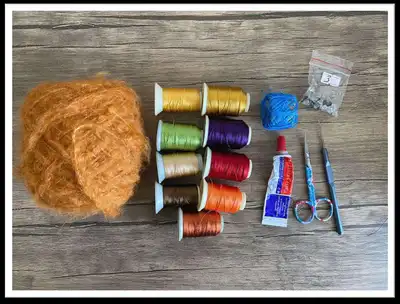 Miniature Pippi Amigurumi Pattern step 2 - assembly progress