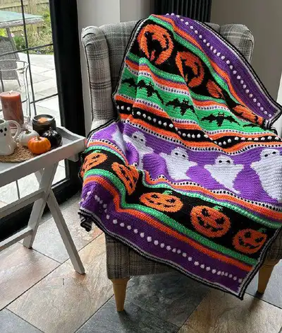 Halloween Dreams Pattern step 1 - construction progress