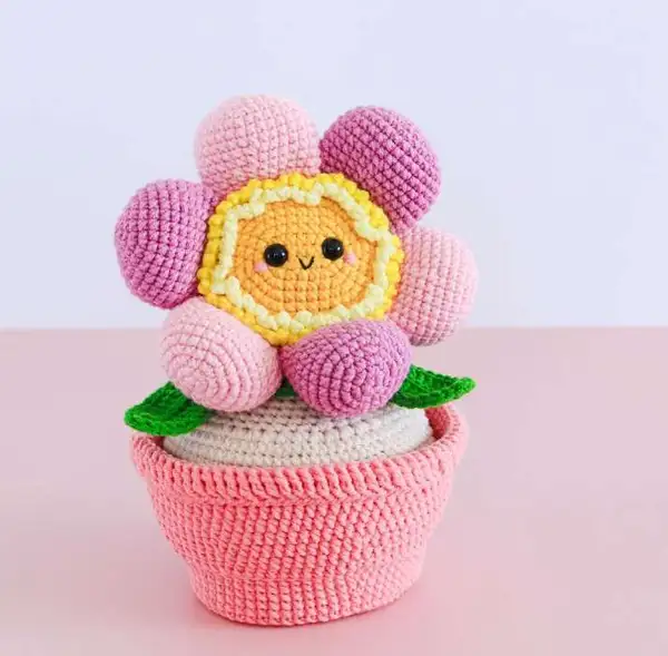 Little Floweret Amigurumi Pattern