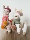 Louisa Llama Amigurumi Pattern step 4 - final assembly and finishing