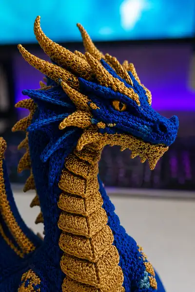Giant Royal Sapphire and Gold King Dragon Amigurumi Pattern step 2 - assembly progress