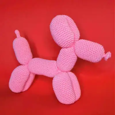 Niahs Balloon Dog Amigurumi Pattern step 2 - assembly progress
