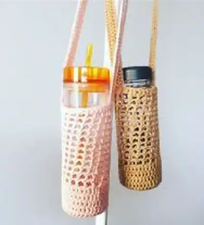 Granny Square Pocket Bottle Holder Pattern step 2 - assembly progress