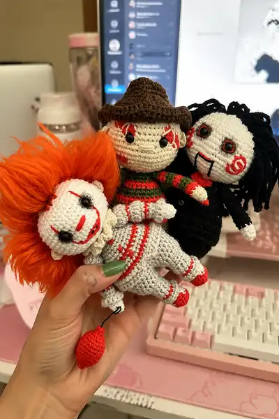 Horror Mini Doll Trio Amigurumi Pattern step 1 - construction progress