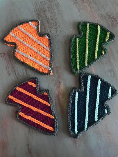 Houses of Wizardry Crochet Patterns step 2 - assembly progress