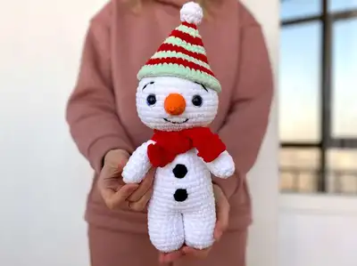 Snowman Amigurumi Pattern step 1 - construction progress