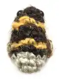 Crochet bumblebees Amigurumi Pattern step 4 - final assembly and finishing