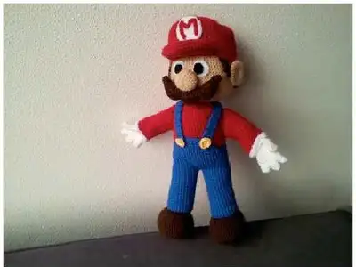 Super Mario Amigurumi Pattern step 1 - construction progress