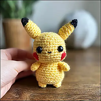 Pokémon Pikachu Amigurumi Pattern step 2 - assembly progress