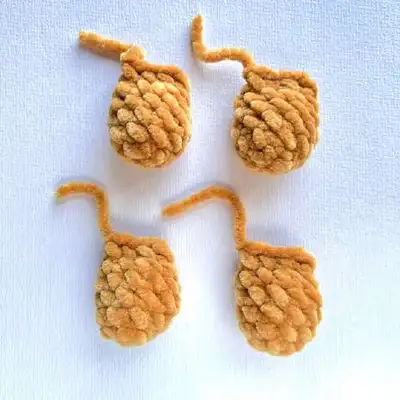 Turtle Memory Game Amigurumi Pattern step 2 - assembly progress