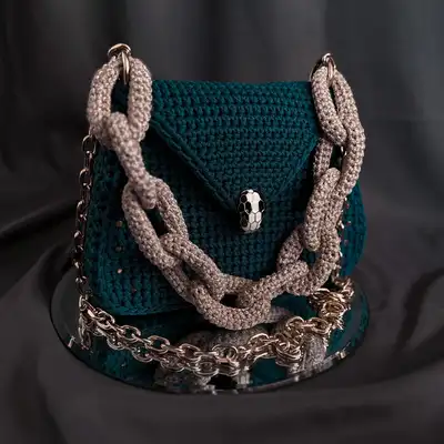 Nymphs Bag Crochet Pattern step 1 - construction progress