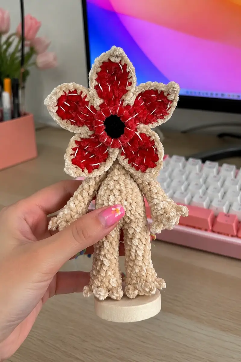 Demogorgon Plush Amigurumi Pattern crochet pattern - detailed view of completed project