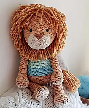 Alan the Lion Amigurumi Pattern