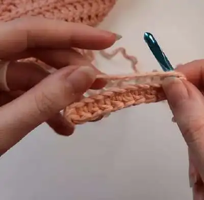 Crochet Puff Quilt Pattern step 2 - assembly progress
