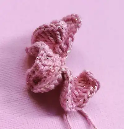 Neon the Horse Amigurumi Pattern step 4 - final assembly and finishing