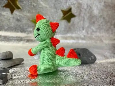 Cute Dinosaur Amigurumi Pattern step 2 - assembly progress