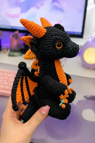 Halloween Spooky Dragon Amigurumi Pattern step 2 - assembly progress