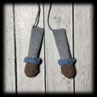 Reindeer Amigurumi Pattern step 2 - assembly progress